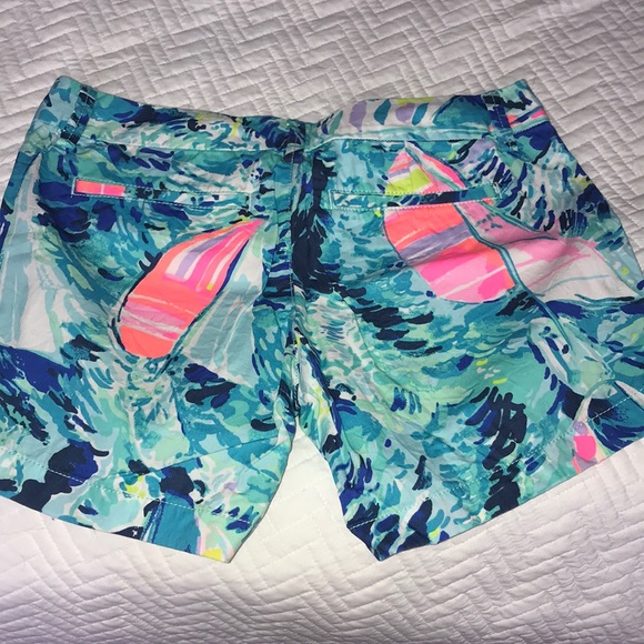 Lilly Pulitzer 00 Shorts - Picture 4 of 4